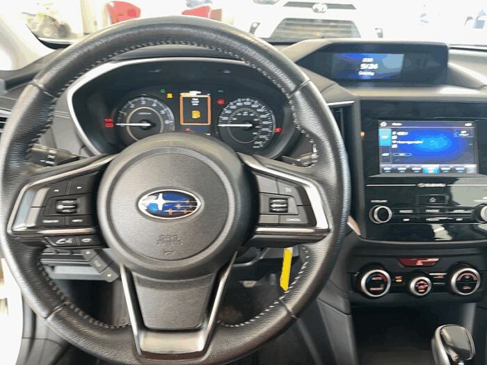 Subaru Impreza 2.0i Tourisme 5 portes BA - Image 10