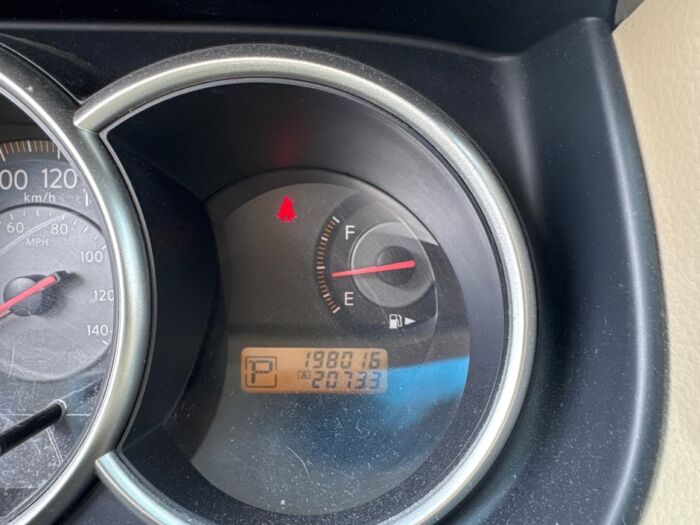Nissan Versa 1.8 SL – Image 13