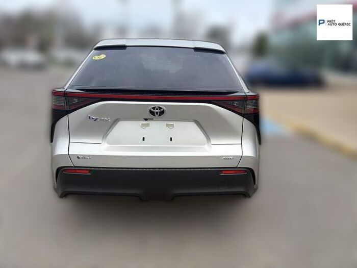 Toyota bZ4X LE AWD – Image 6