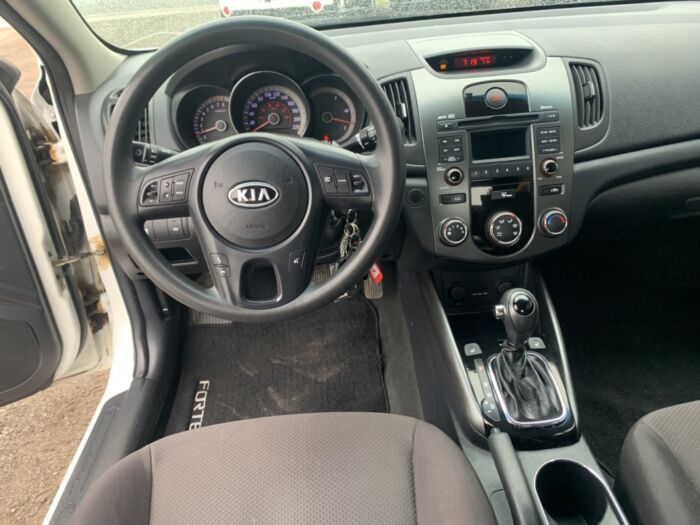 KIA Forte EX – Image 11
