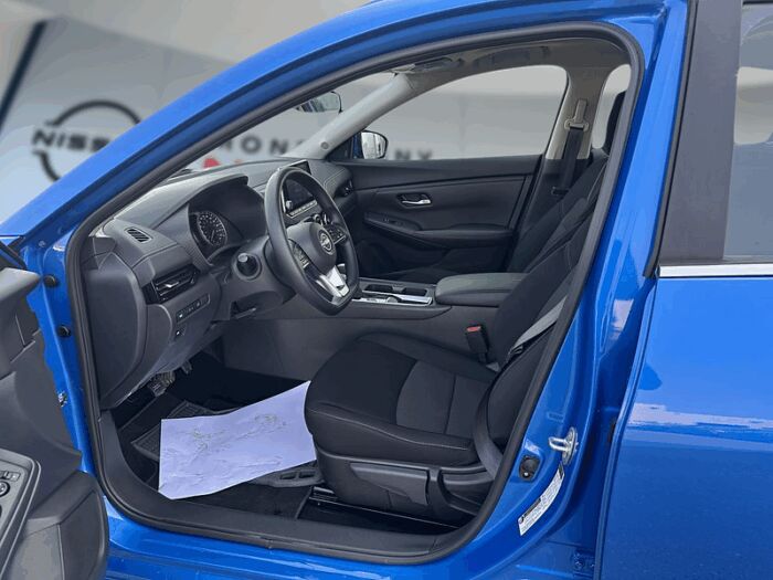 Nissan Sentra SV CVT – Image 9