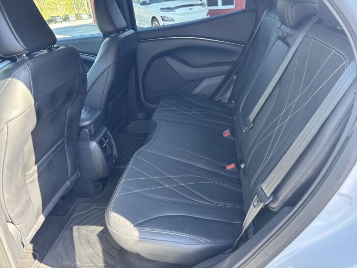 Ford mach-e Sélect – Image 8