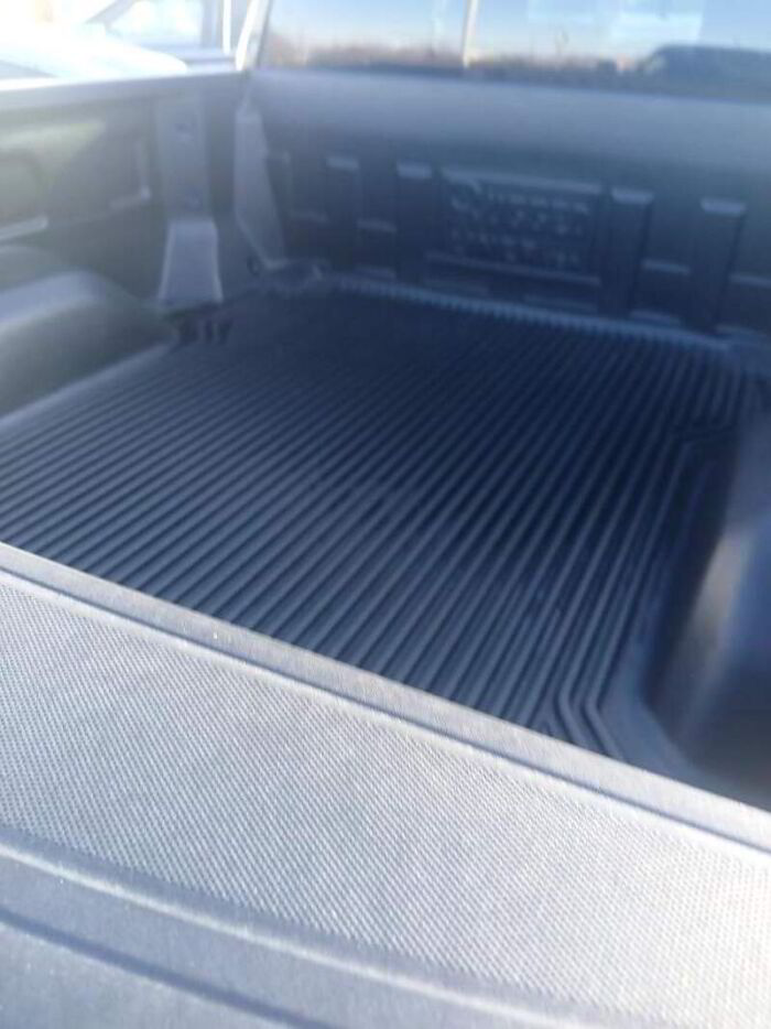 Chevrolet Silverado 1500 WT cabine double 4RM 147 po – Image 6