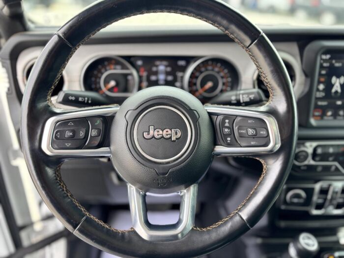 Jeep Gladiator High Altitude 4x4 – Image 12
