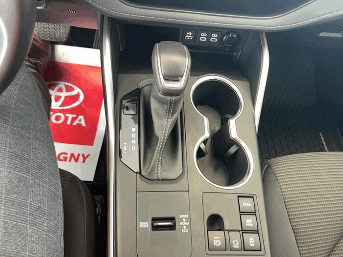 Toyota Highlander LE TI – Image 14