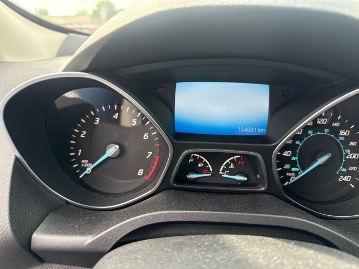 Ford Escape SE – Image 12