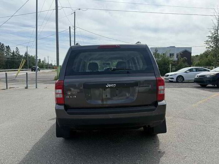 Jeep Patriot 4 RM, 4 portes, Sport – Image 5