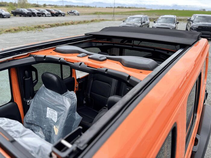 Jeep Wrangler 4 portes 4-Door Rubicon – Image 12