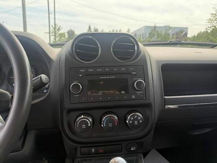 Jeep Patriot 4 RM, 4 portes, Sport – Image 13