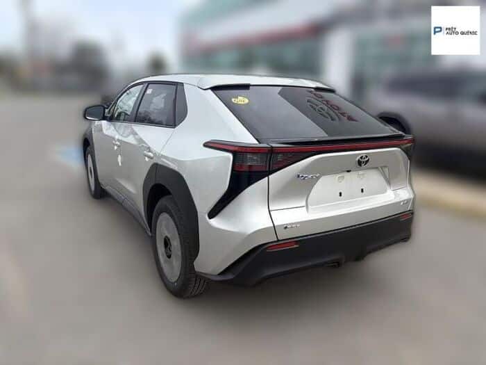 Toyota bZ4X LE AWD – Image 5