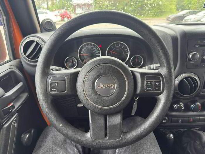 Jeep Wrangler 4 RM 2 portes Sport – Image 12