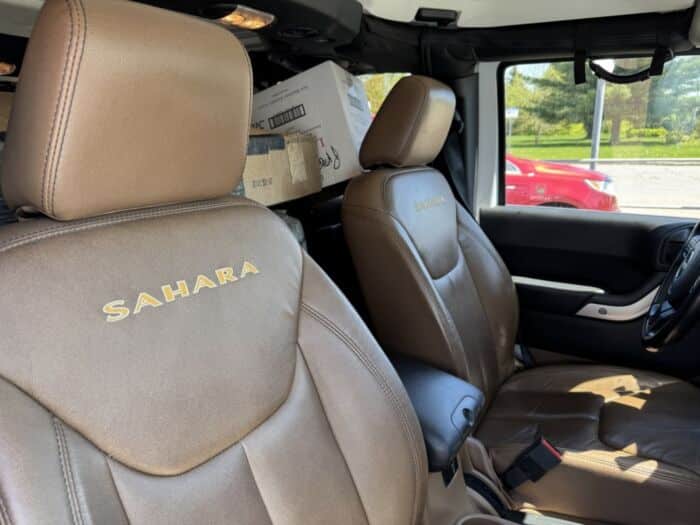 Jeep Wrangler Sahara – Image 11