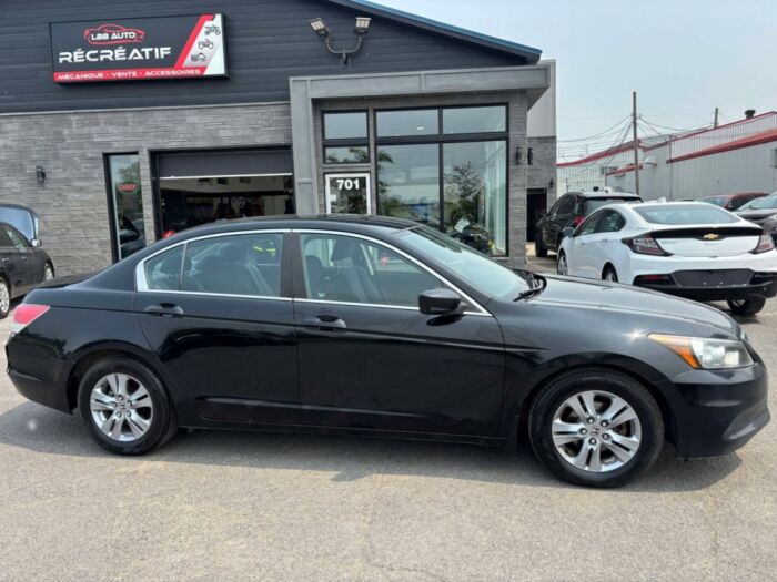 Honda Accord SE – Image 4