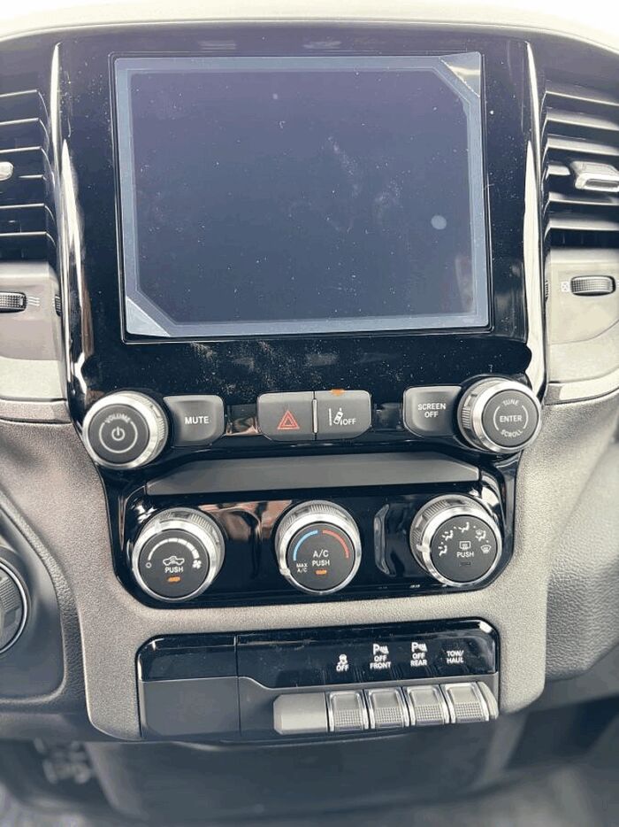 RAM 1500 Tradesman – Image 13