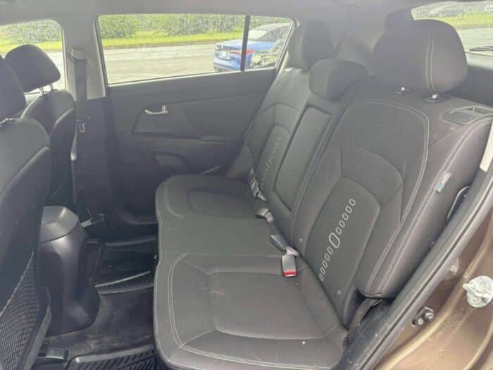 KIA Sportage EX – Image 9