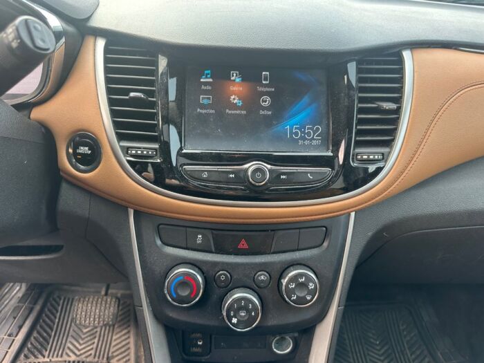 Chevrolet Trax LT – Image 12