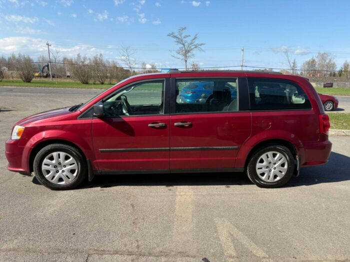 Dodge Grand Caravan Ensemble Valeur Plus – Image 5