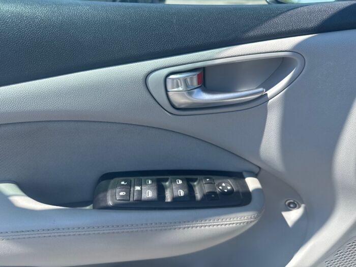 Dodge Dart SXT - Image 11