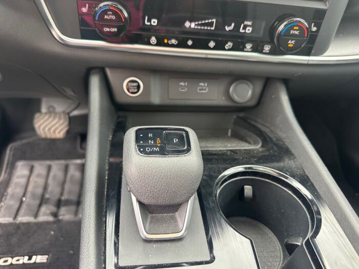 Nissan Rogue SV – Image 15