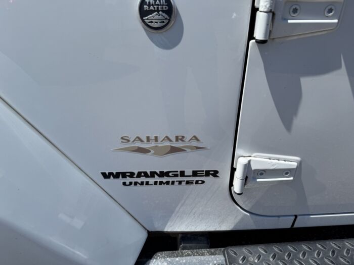 Jeep Wrangler Sahara – Image 6