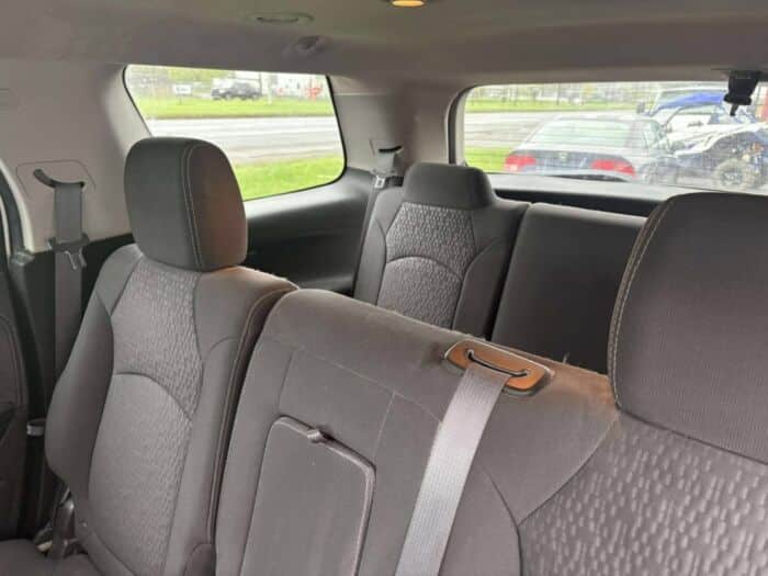 GMC Acadia SLE - Image 10