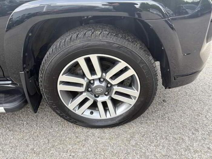 Toyota 4Runner N/A – Image 7