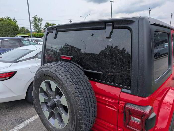 Jeep Wrangler Unlimited Sahara 4x4 BLUETOOTH BAS KILOMÉTRAGE – Image 15