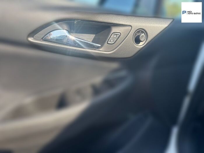 Chevrolet Cruze LS – Image 10