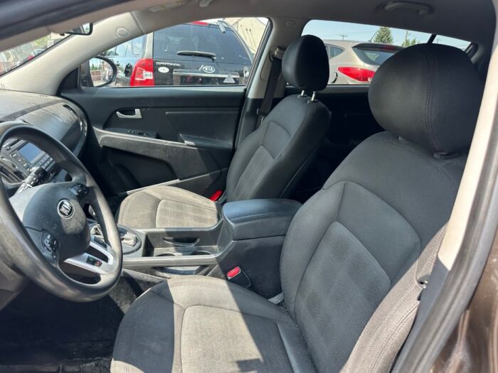 Kia Sportage LX – Image 7