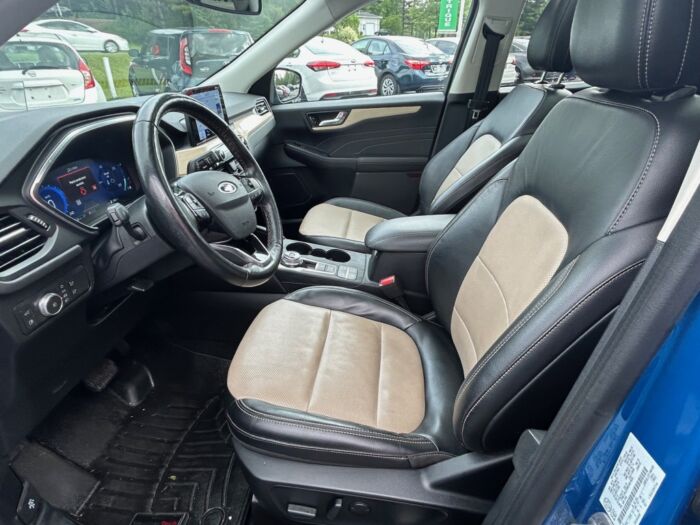 Ford Escape Plug-in Titanium hybride rechargeable – Image 9