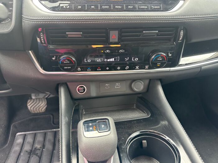 Nissan Rogue SL – Image 13