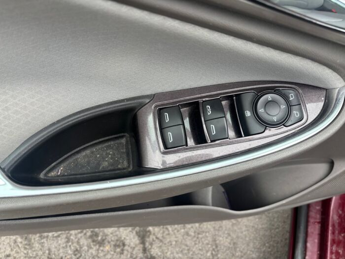 Chevrolet Malibu LT – Image 8