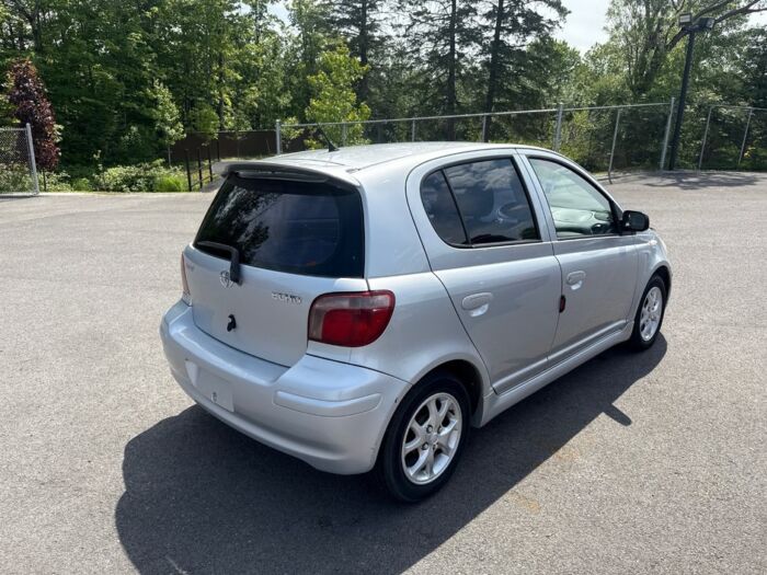 Toyota Echo RS – Image 3