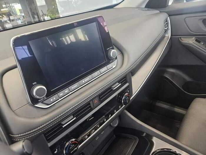 Nissan Rogue SV EN PRIVILEGE, CUIR, TOIT PANO, --DEMO-- – Image 14