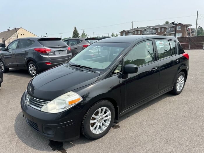 Nissan Versa 1.8 SL – Image 3