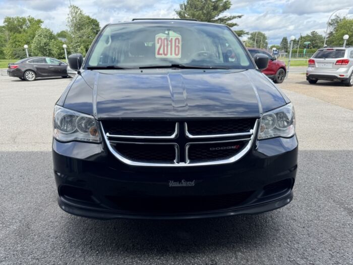 Dodge Grand Caravan Ensemble Valeur Plus – Image 4