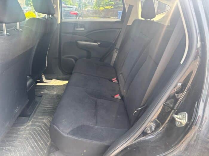 Honda CR-V LX – Image 8