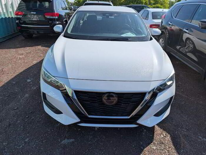 Nissan Sentra S Plus BLUETOOTH CAMÉRA SIÈGES CHAUFFANT BAS KILO – Image 4