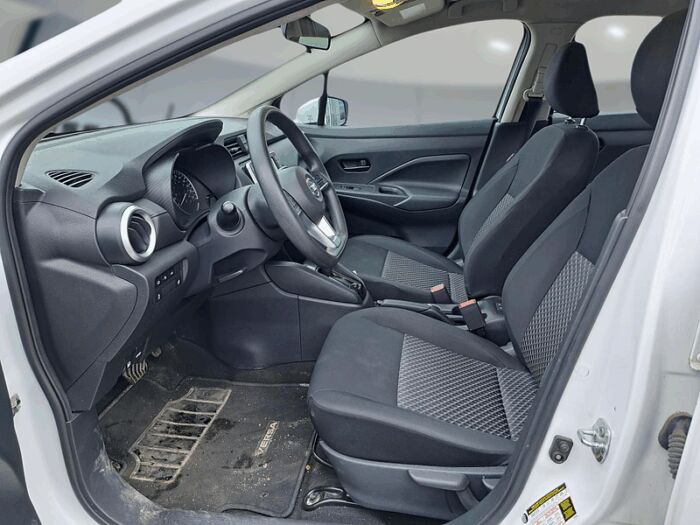 Nissan Versa S CVT – Image 8
