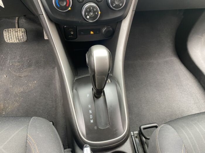 Chevrolet Trax LT – Image 12