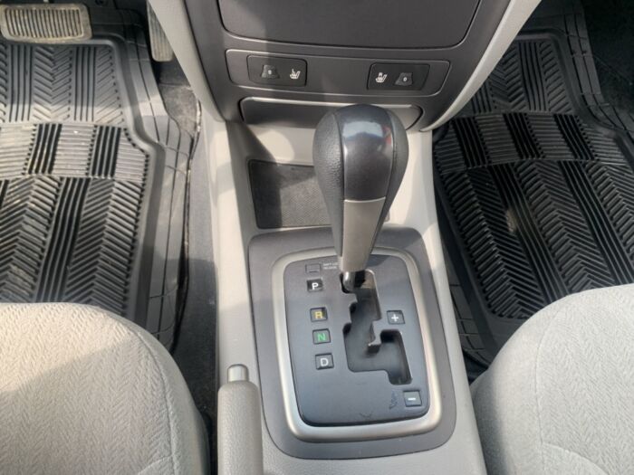 KIA Magentis LX – Image 18