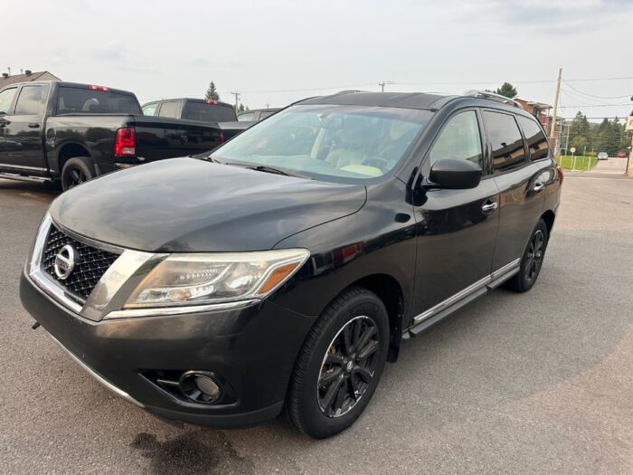 Nissan Pathfinder SL - Image 8