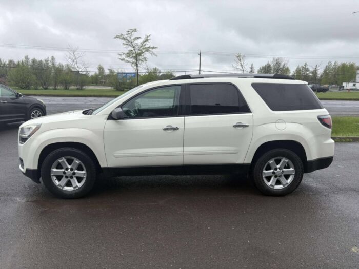 GMC Acadia SLE - Image 6