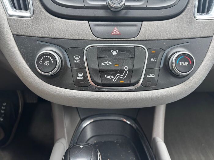 Chevrolet Malibu LT – Image 17