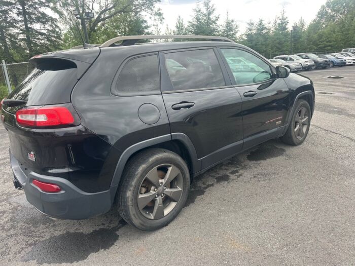 Jeep Cherokee 75TH ANNIVERSARY – Image 3