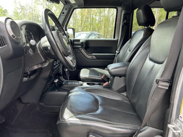 Jeep Wrangler Altitude – Image 12