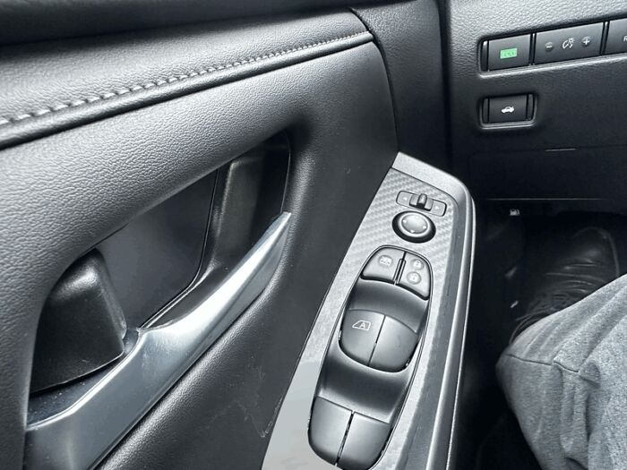 Nissan Sentra SV CVT – Image 15