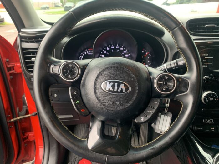 KIA Soul EX - Image 12