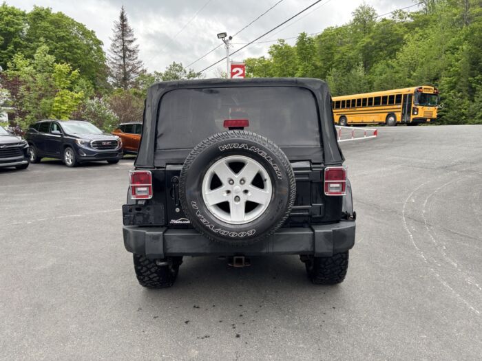 Jeep Wrangler Sport – Image 6