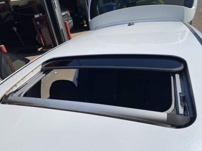 KIA Forte5 EX – Image 15